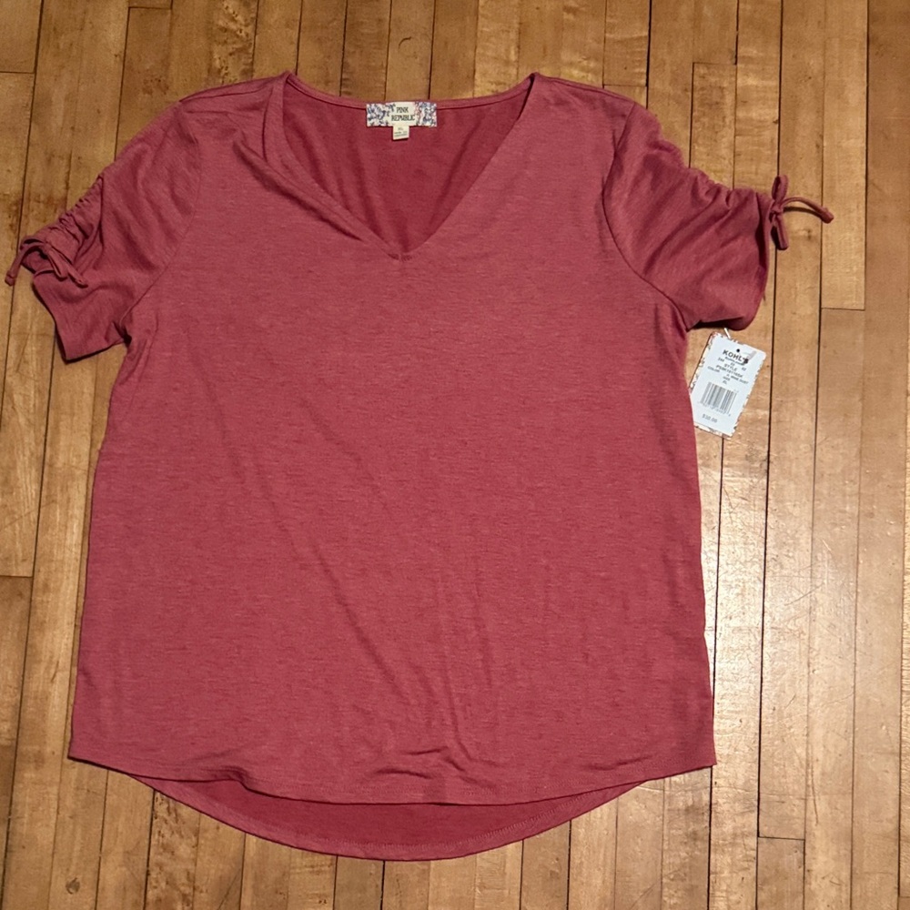 Pink Republic Short Sleeve V-Neck Top - Rose